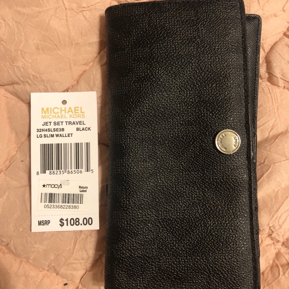 Michael kors Large  Slim Wallet